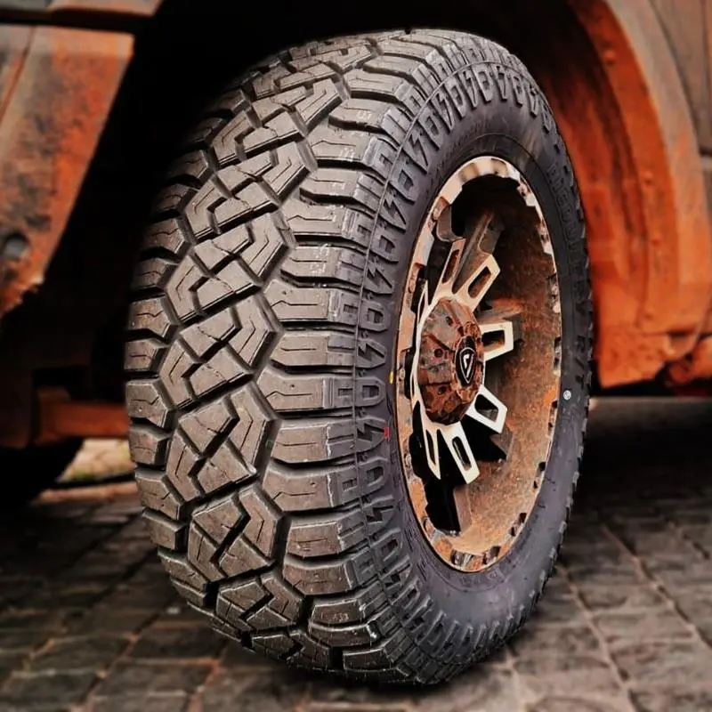 ぴす 1 Pneu Prinx HR1 R/T 35X13.50R20 121Q 345/55R20 - PneusBH®